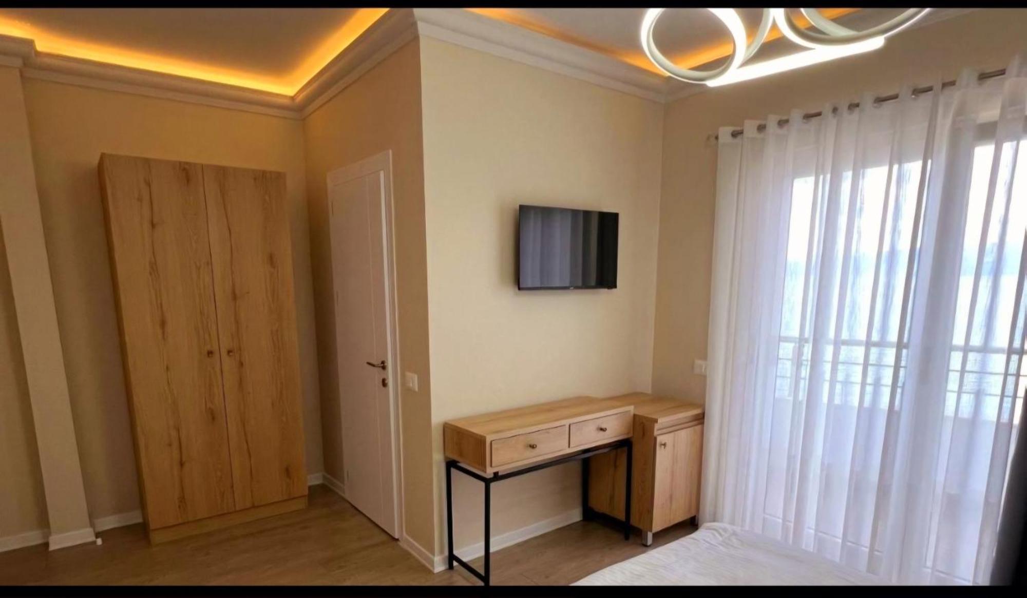 Hotel Demoli Pogradec Exterior foto